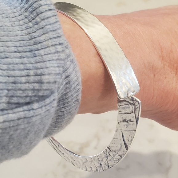 Silpada Rattlesnake Bangle - Picture 6 of 12